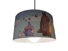 Cargar imagen en el visor de la galería, Pantalla Colgante - serie NOMADE - Totoro